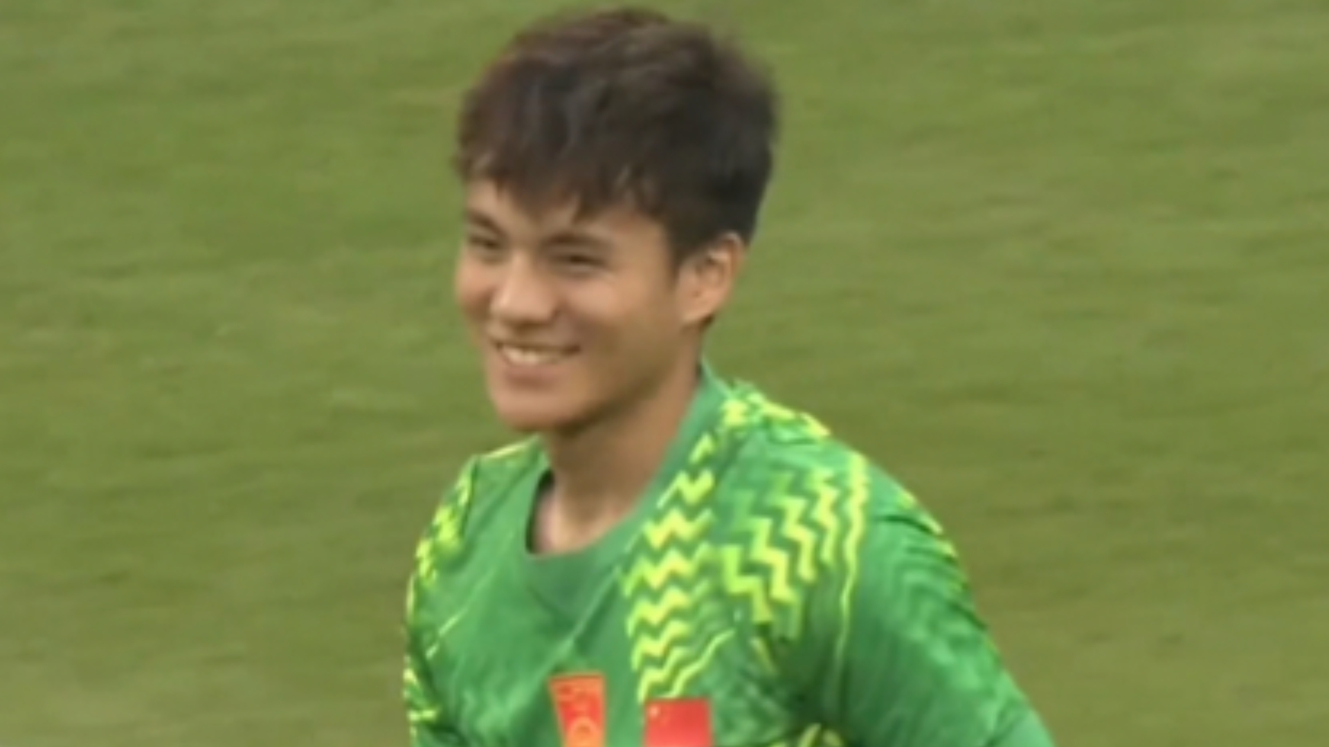 u23男足2:2战平乌兹，点球大战4:3战胜乌兹时隔28年再次拿下亚运会奖牌！李昊扑两点，王钰栋世界波！