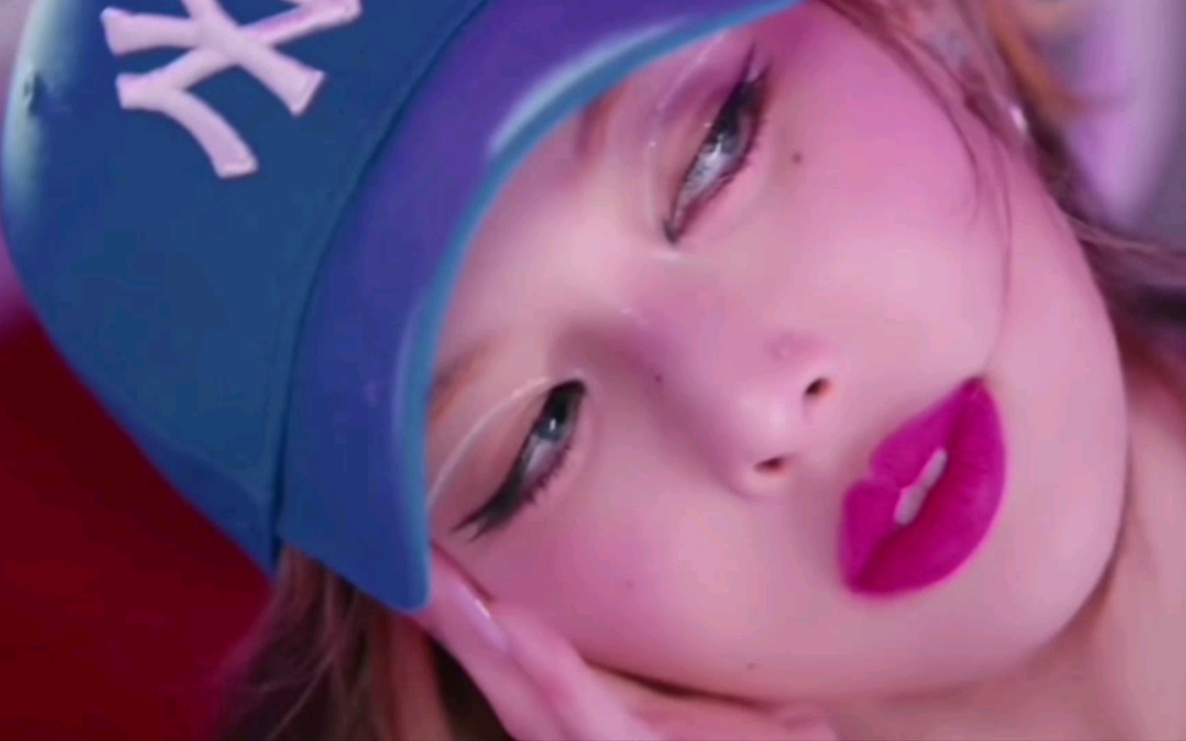 泫雅:自由的小野马(mv截取)