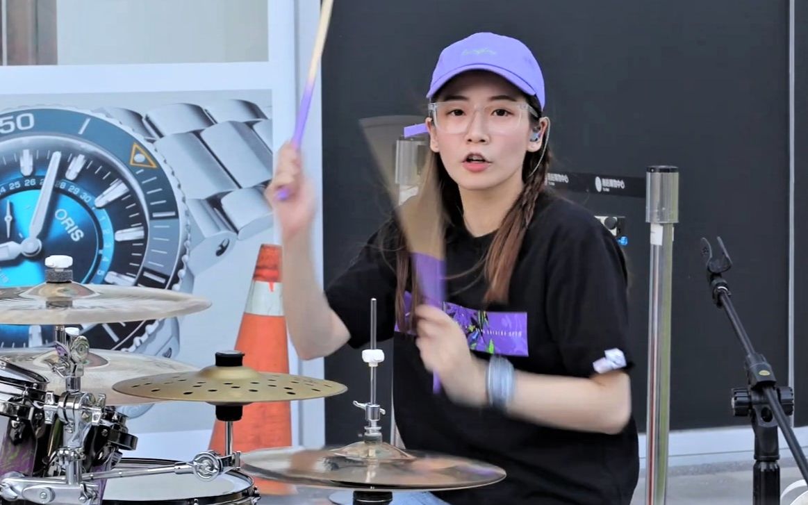 11.09 罗小白 - 7 9453(玖壹壹) @罗小白new架子鼓视频