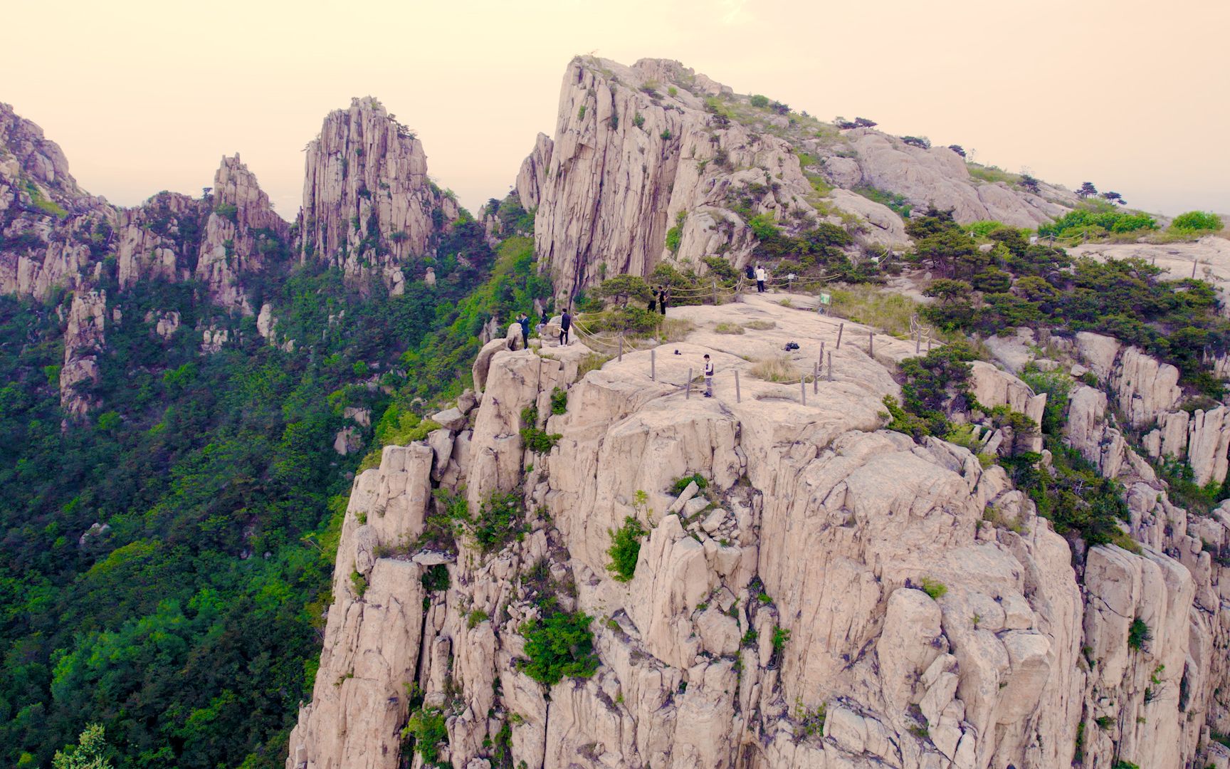 栖霞天崮山景区图片图片