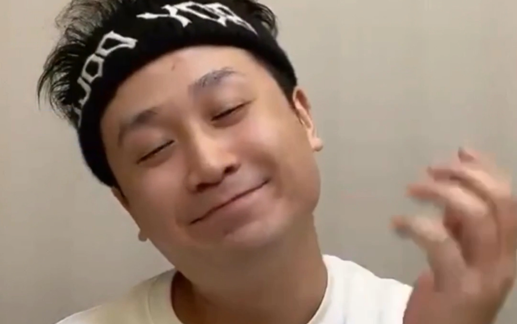 【tangoz钟祺】台下观众也很辛苦,昏昏欲睡看我表演