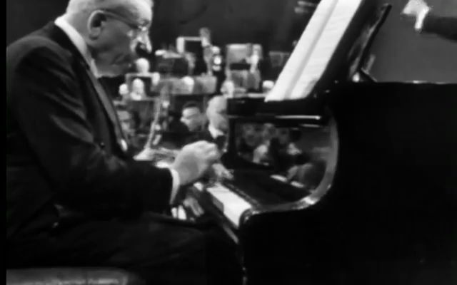 [图]珍贵录像 普朗克弹自己 双钢琴协奏曲 Francis Poulenc - Concerto for Two Pianos and Orchestra