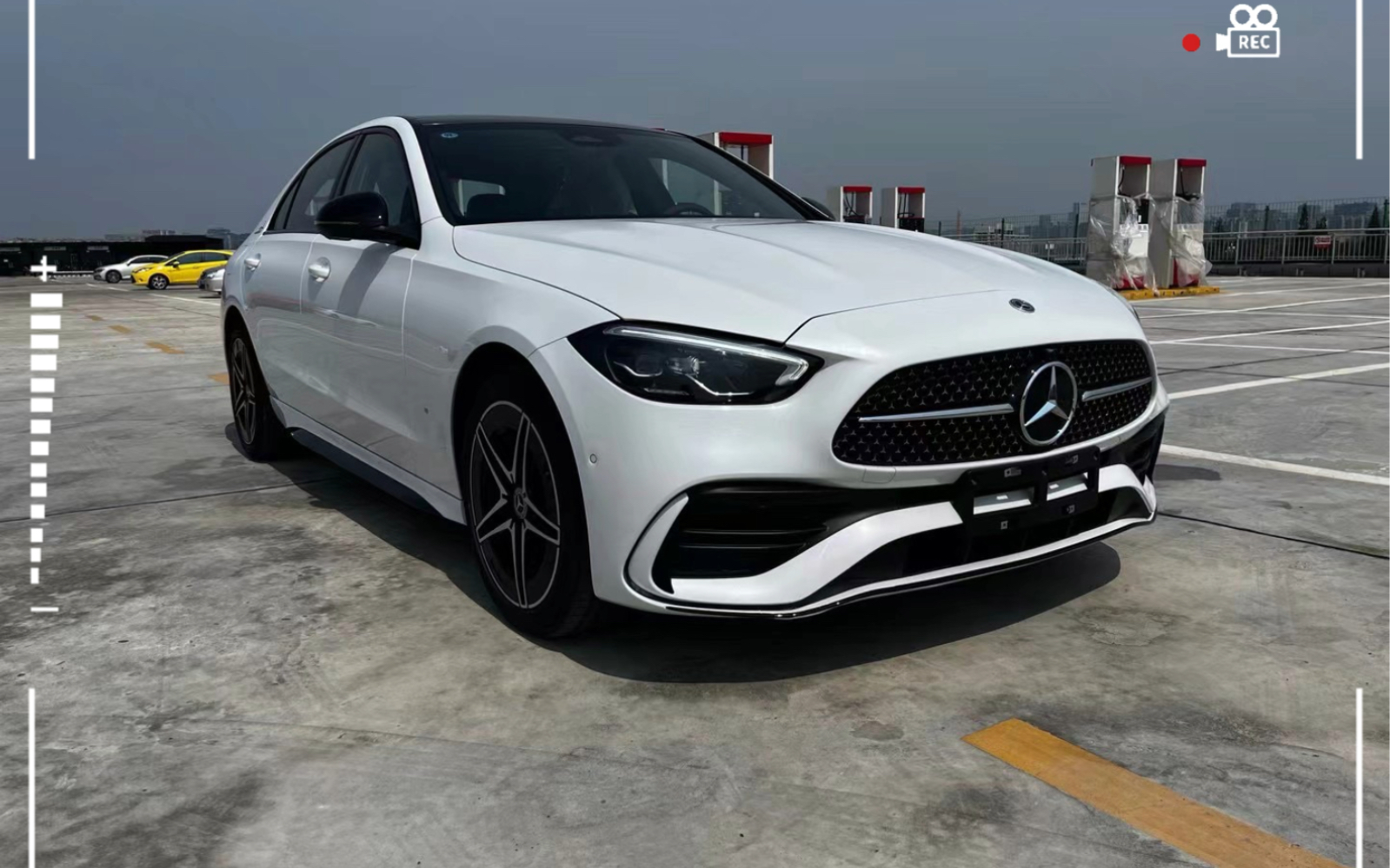 22年奔驰c260l 全款24万值不值?