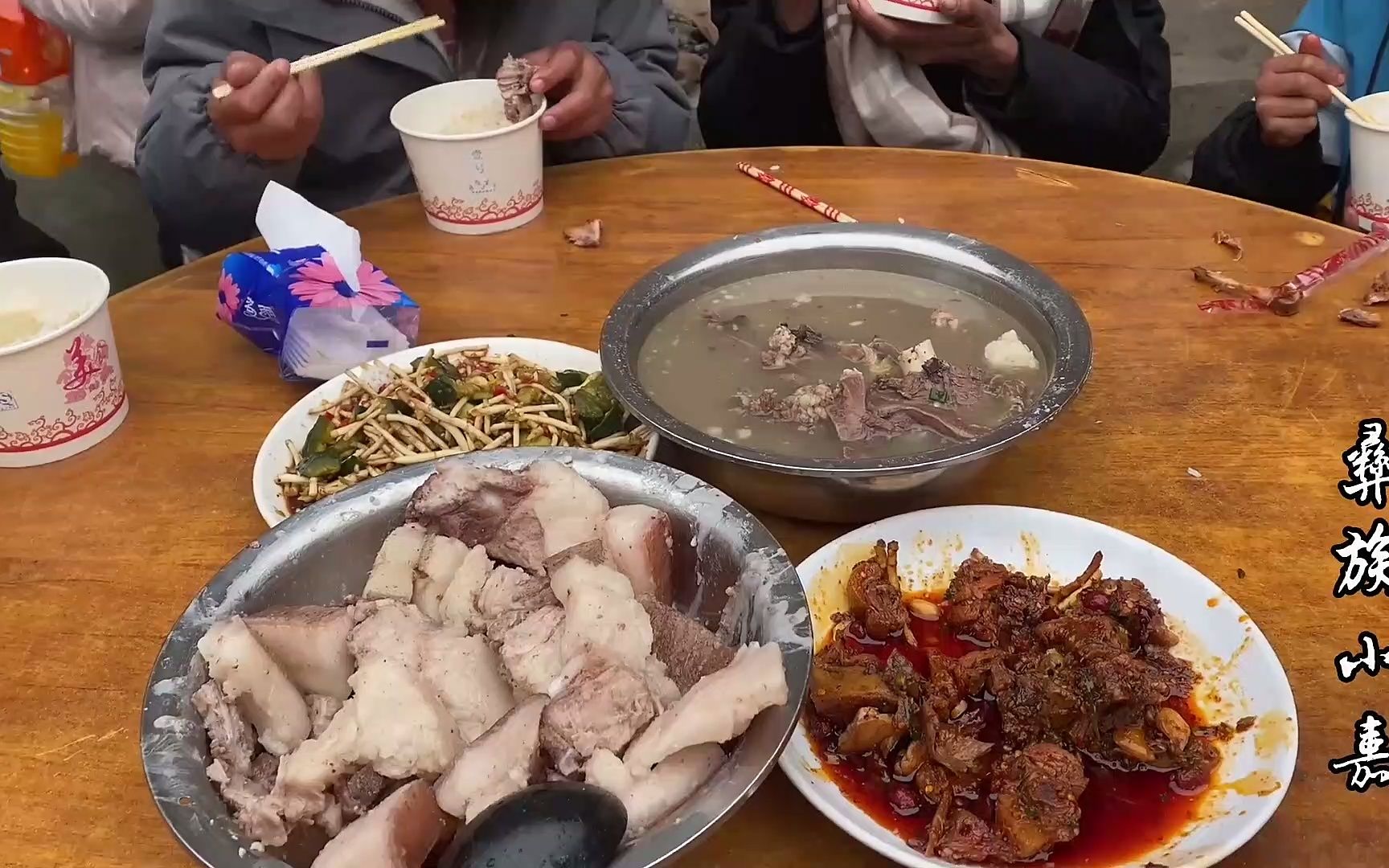 山区穷人吃的饭图片图片