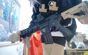 下载视频: HK416!