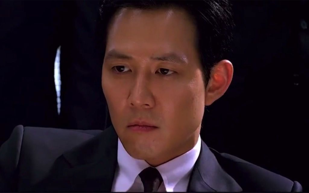 新世界来感受一下韩国黑帮大佬的排场与气质