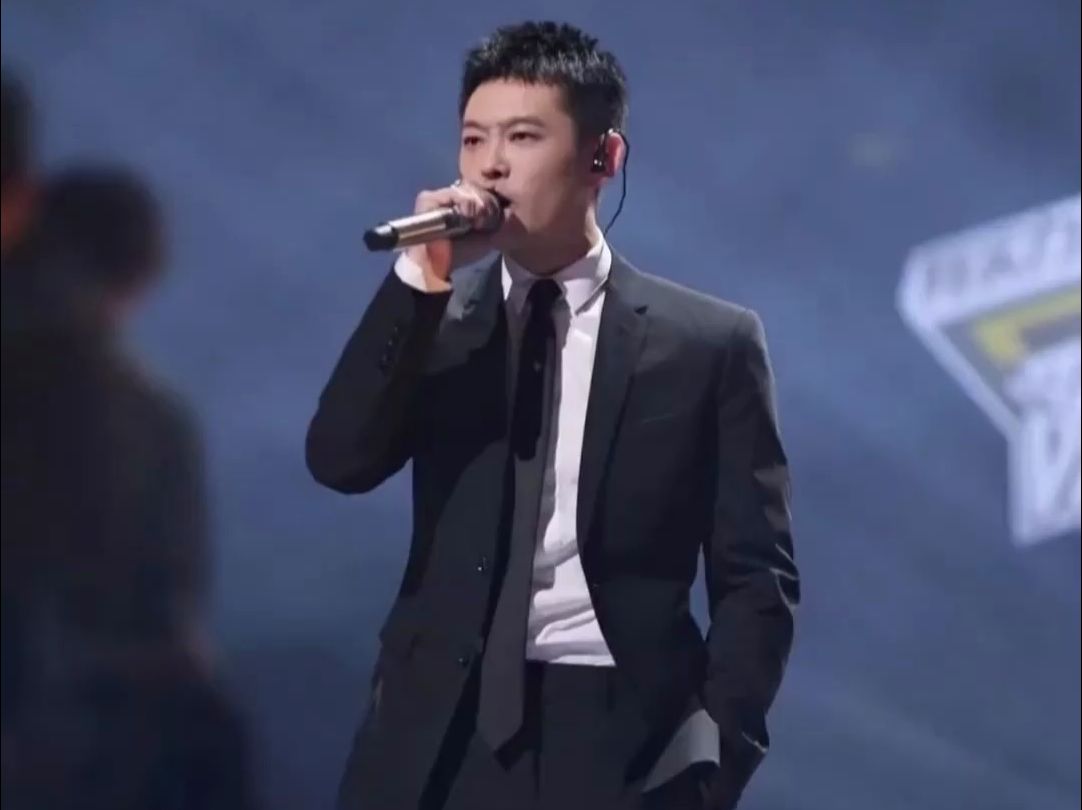 宝石说唱圈的光明哨兵,宝石老舅和曾毅一个厂牌的吧.