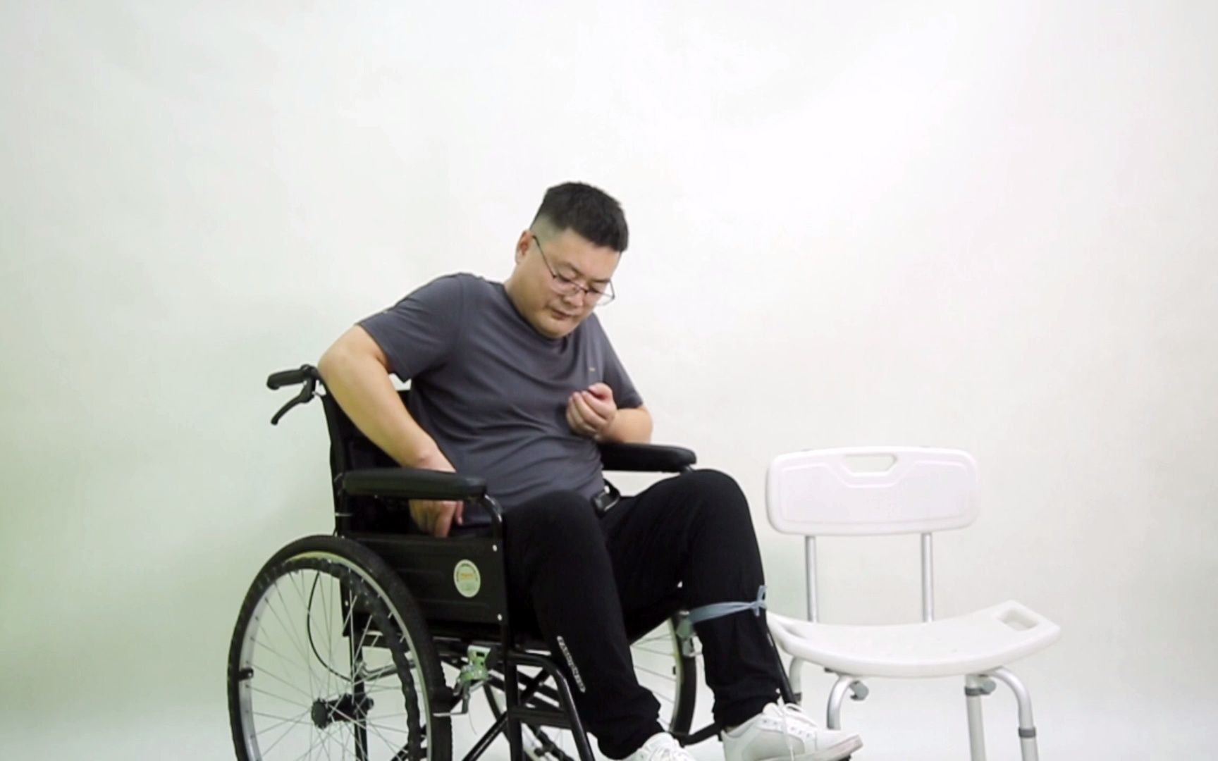 轮椅p瘫痪晋江图片