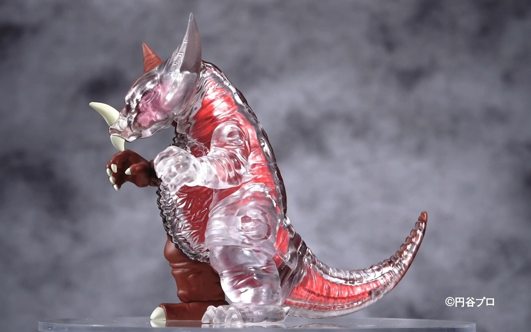 奥特曼人气怪兽新品来袭!解体拼图 哥莫拉 透明外壳限定版