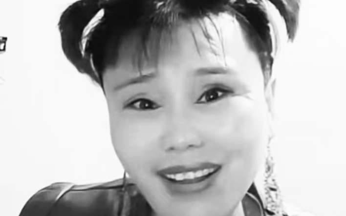 万邦万人迷刘翠霞伪记录恐怖片《迷咒》预告片万邦惊魂….4.