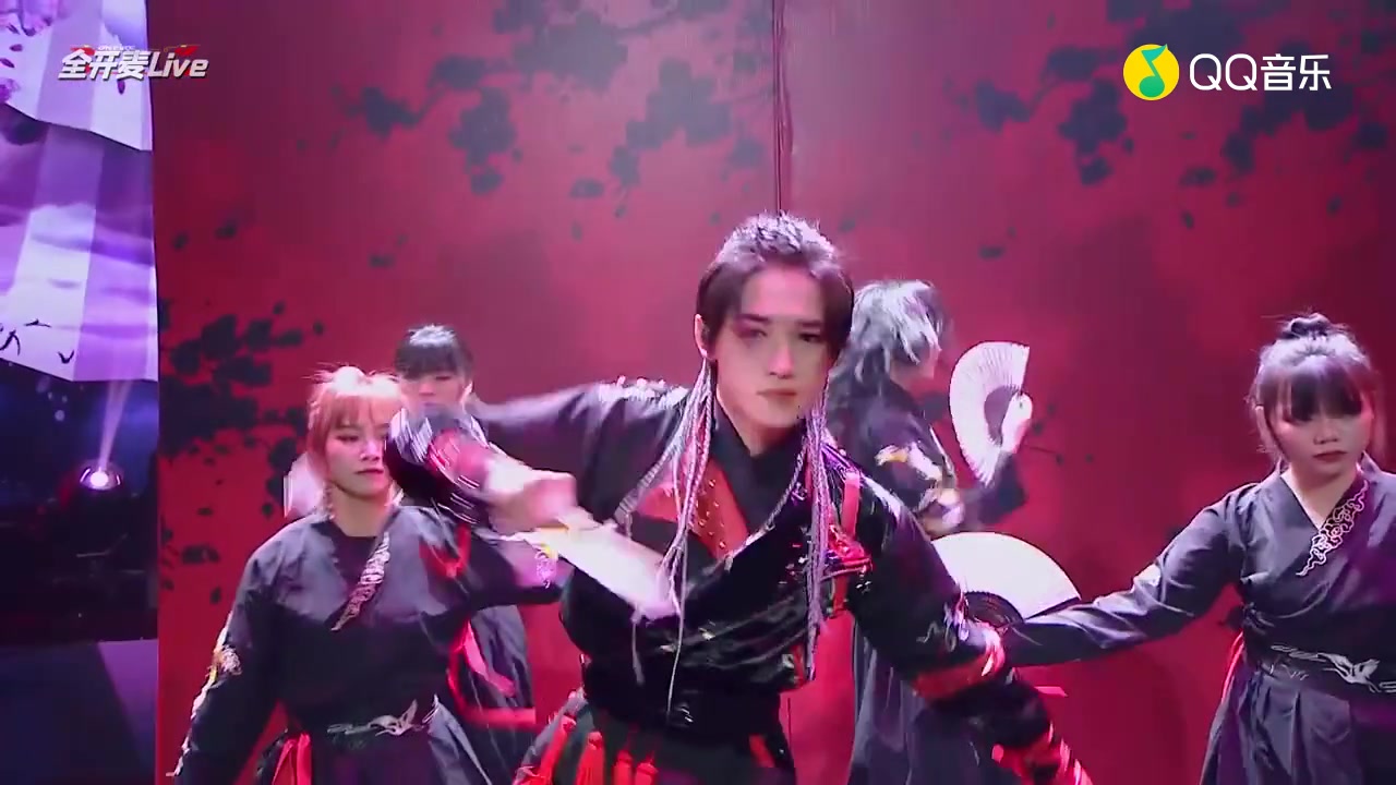 少年onfire第二季首场竞演舞台纯享刀马旦