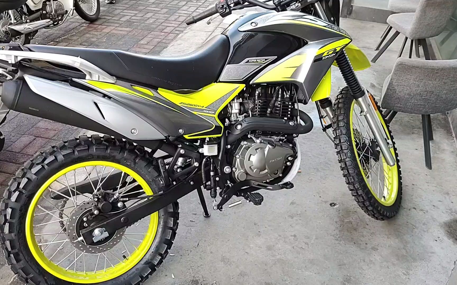 快看,细节实拍,宗申沙漠飞狐250x