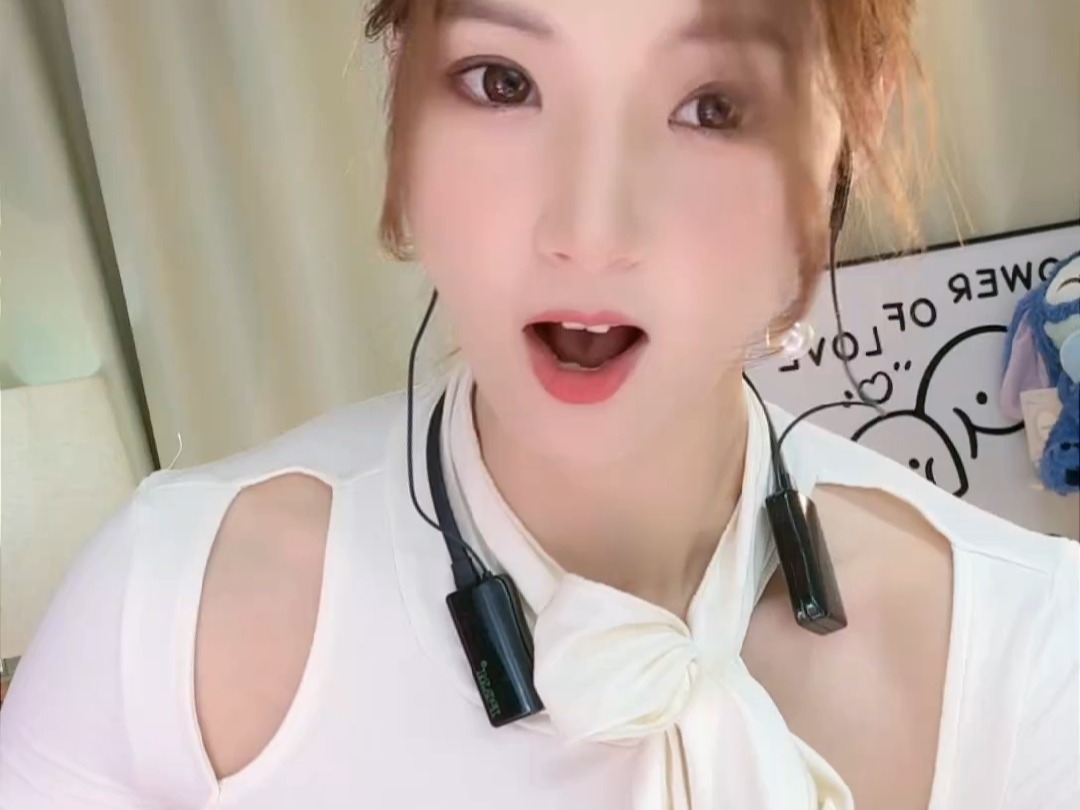 车模《雯雯》直播96!