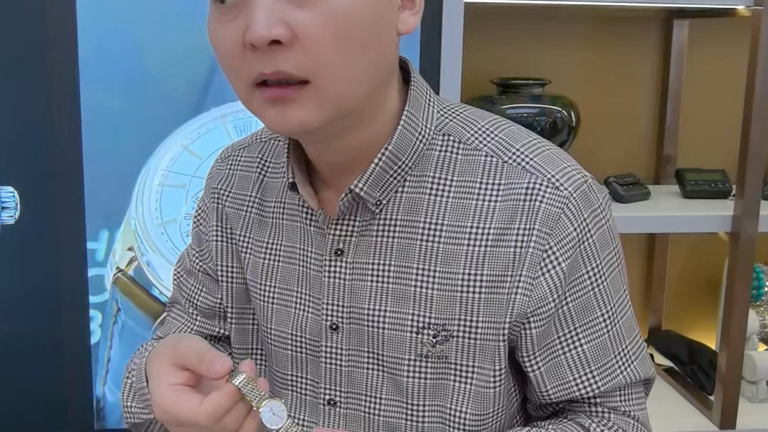 平哥这忙容易帮出事儿啊#二手奢侈品鉴定名包名表评估 #哈尔滨二手表