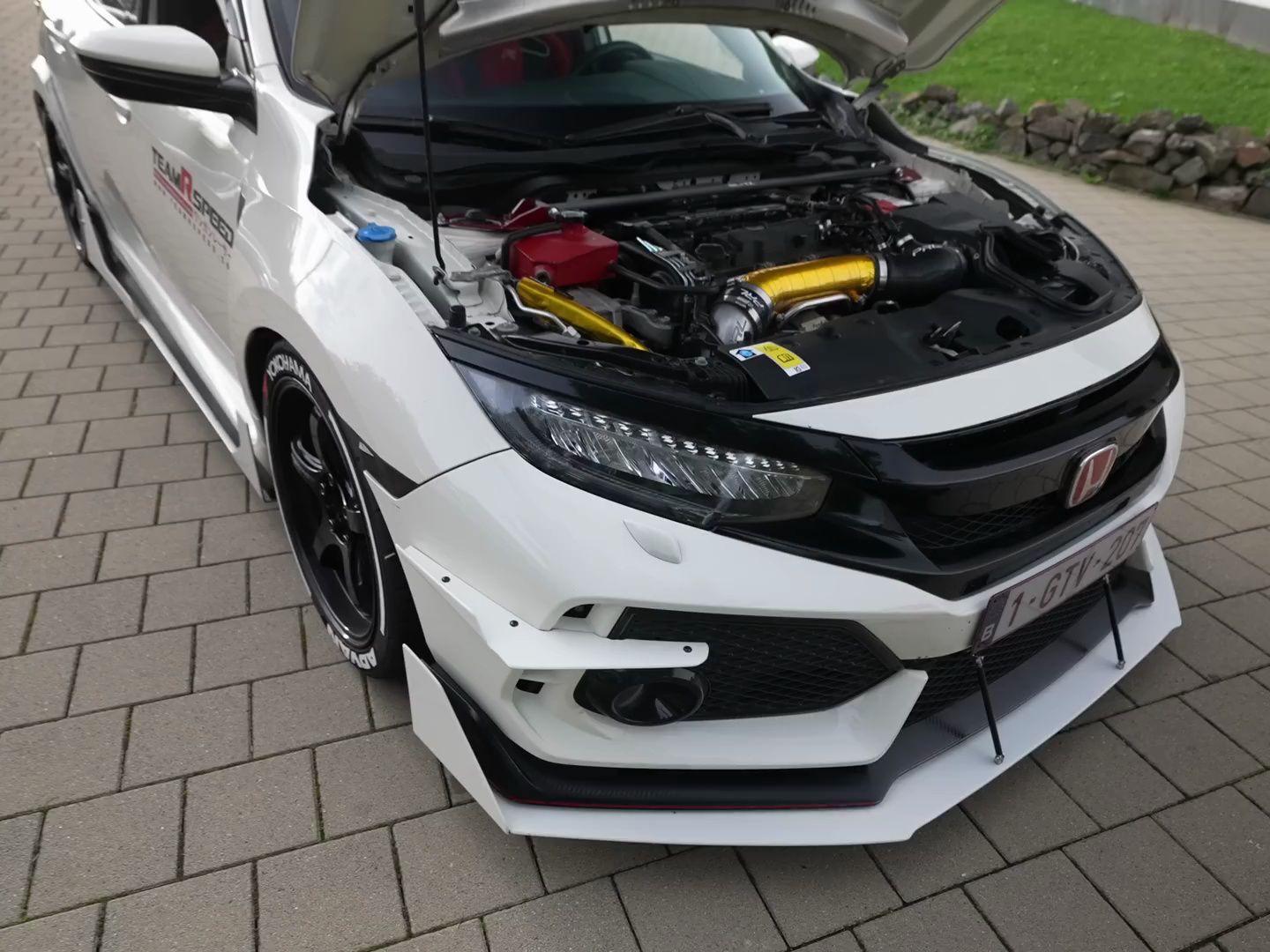 疯狂摩托车 & 450马力 本田思域 type r fk8 _ 纽博格林