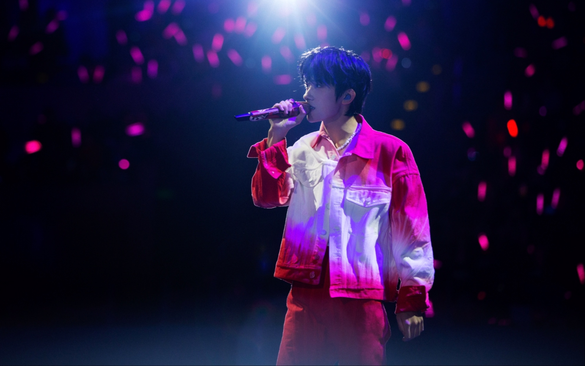 易烊千玺2019玊尔演唱会|大城小爱