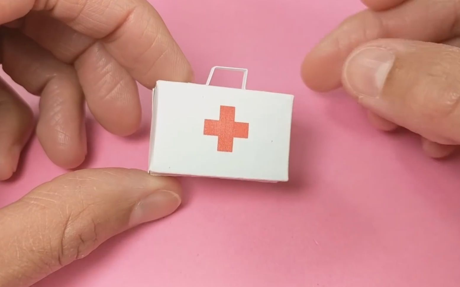 手工制作迷你医疗包,致敬白衣天使!