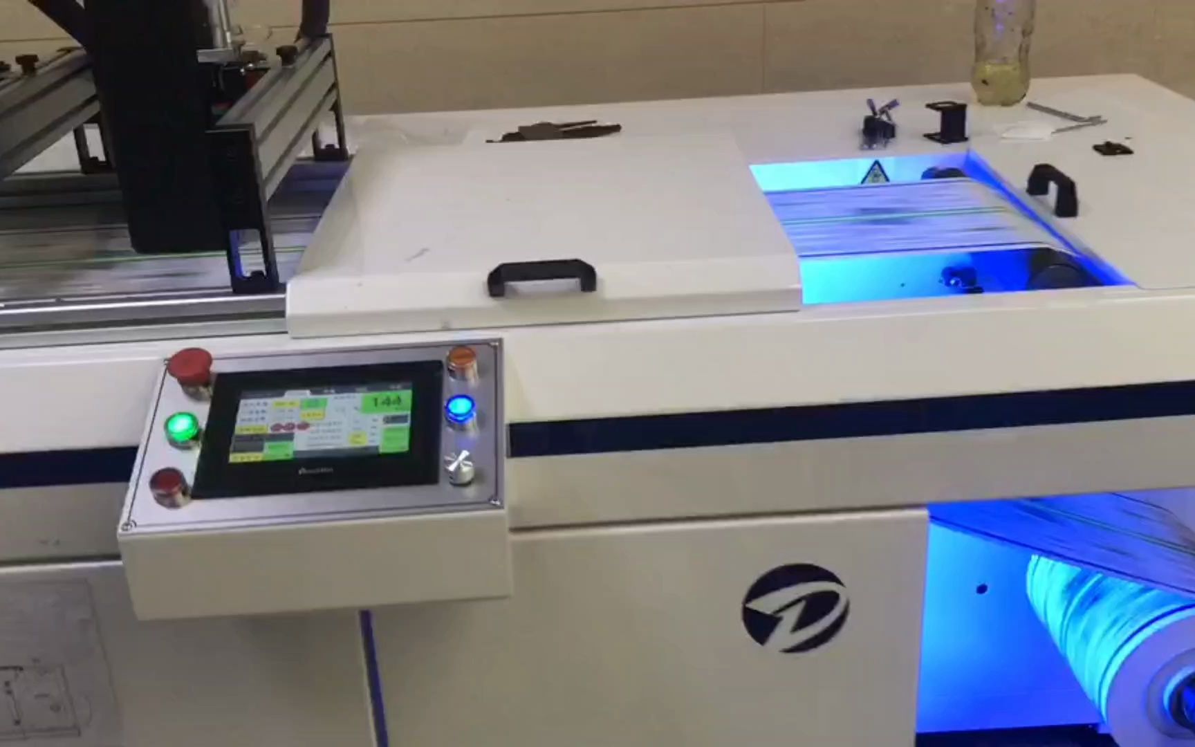 标签二维码喷码机uv喷码机配套覆卷机可变数据喷码机欧朗斯