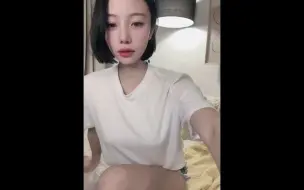 Tải video: 黑猪妖的小迷妹！