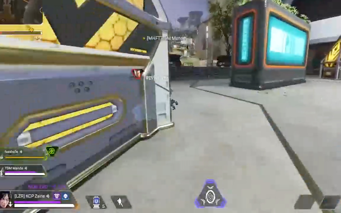 apex英雄创作激励:拜托,会飞的机器人超帅的好嘛!