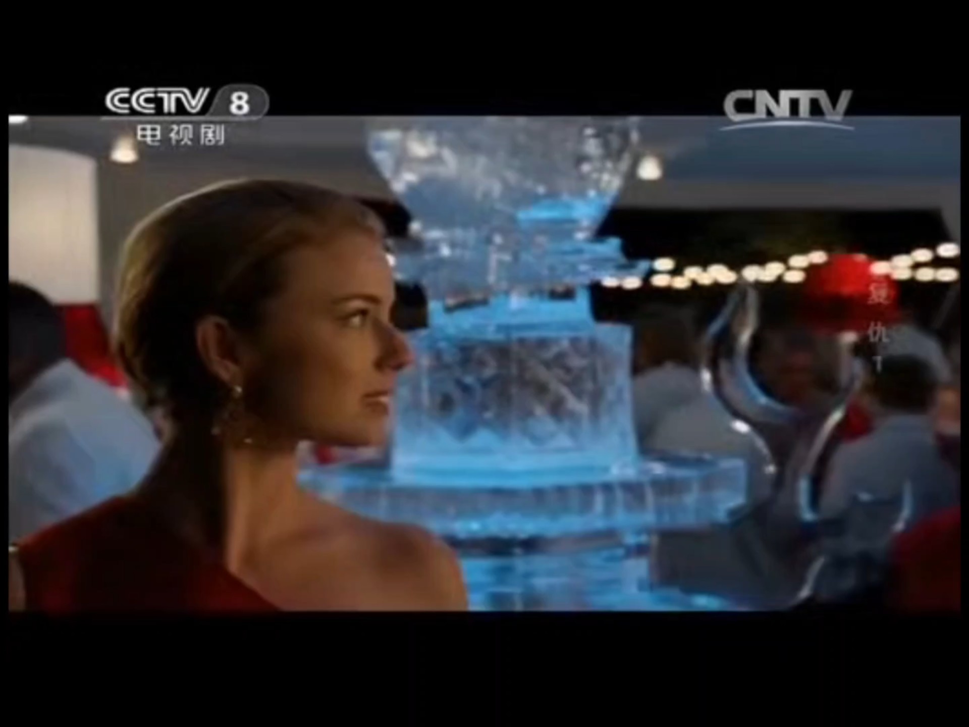 【国语配音】cctv8电视剧频道:美剧《复仇》片段