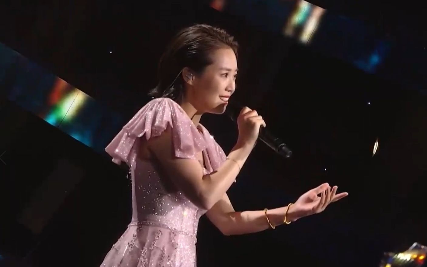 云朵《一万种情缘》(全球中文音乐榜上榜)