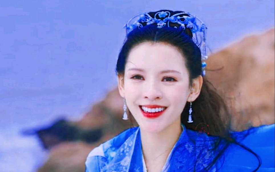 张予曦x韩栋少女海祭遇真爱雨中热吻又撩又欲这古装颜值也太棒了吧