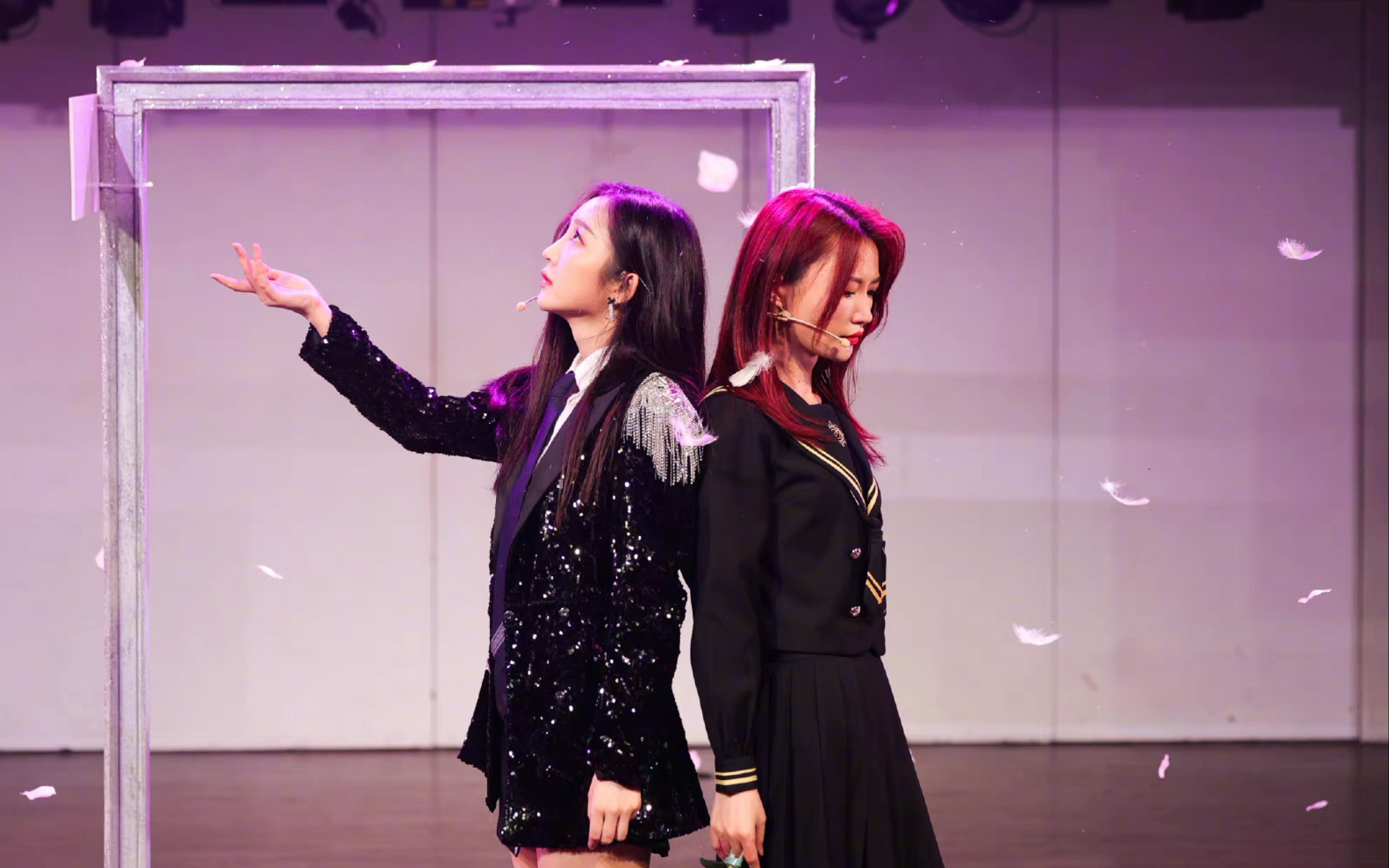 【w张】张雨鑫x张怡|「时间是最好的解药,只是有些人从来忘不掉.」