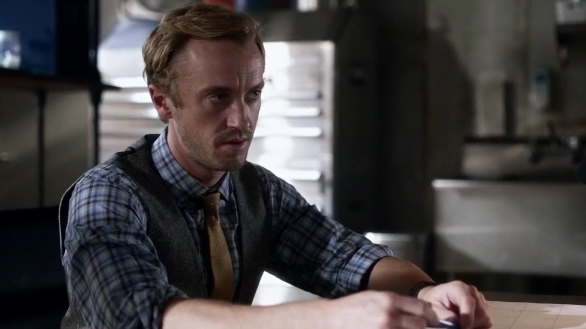 闪电侠s3朱利安第10集tomfelton个人cut