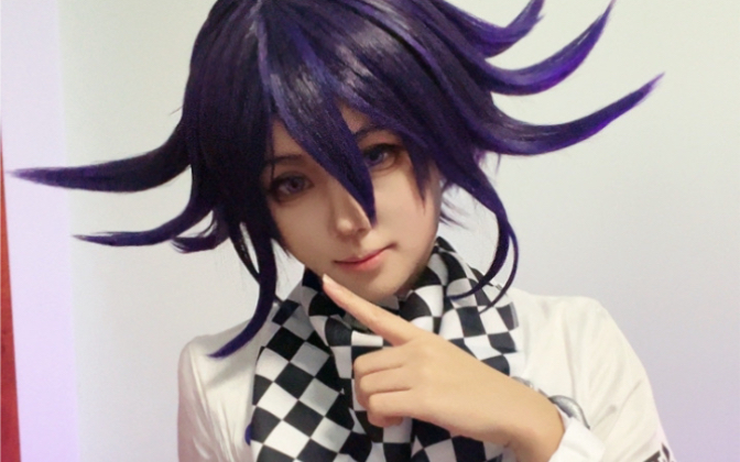 【王马小吉cos】王马小吉大跳科目三,到底是泥嘻嘻的扭曲,还是芬达的