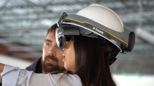 【官方宣传片】搭载HoloLens 2的Trimble XR10 混合现实安全帽