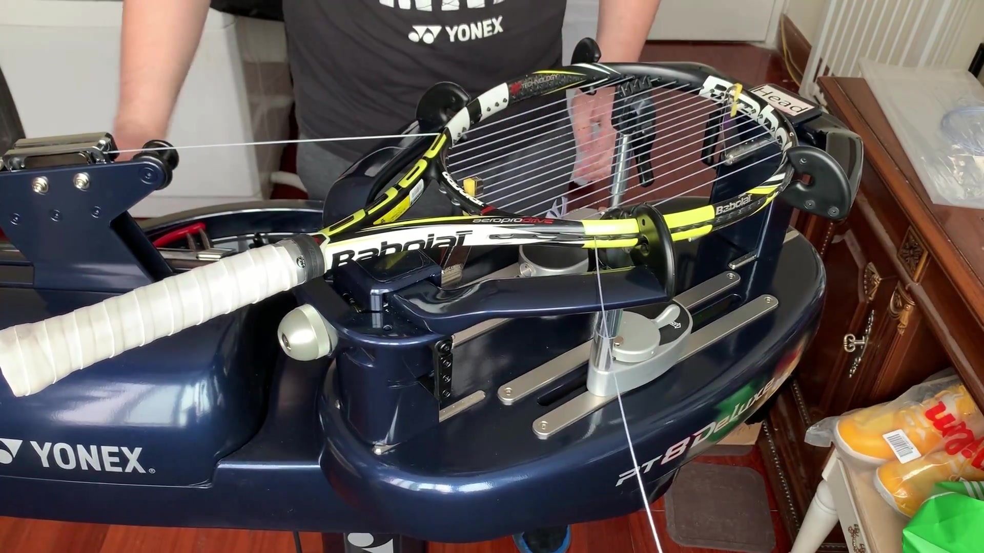 【网球拍穿线实录】babolat aero pure drive  solinco tour bite