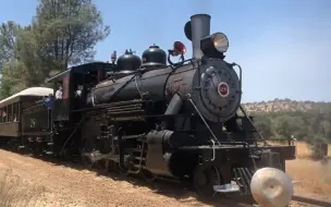 Download Video: Sierra Railway 28 Whistle Compilation