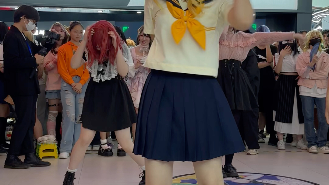 随机舞蹈路演 宅舞 百联zx cosplay 二次元 #漫展 #宅舞