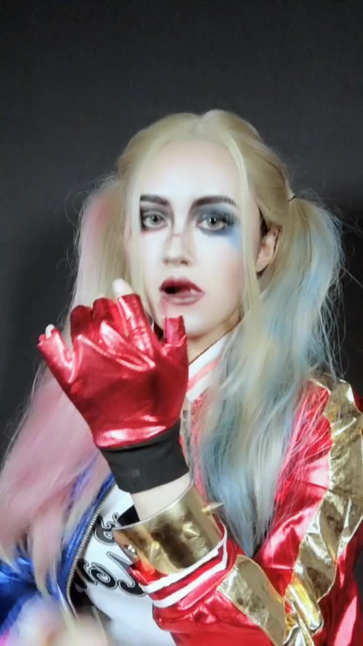 有谁跟我一样没看过小丑女  仿妆之前特意去看了一点片段