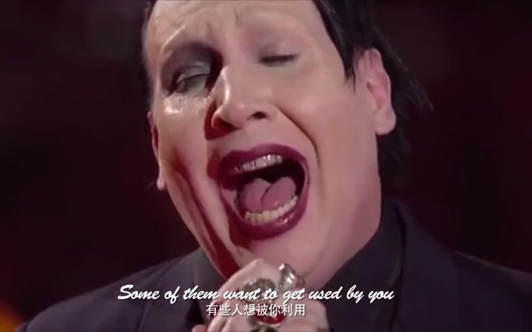 [图](中英字幕)曼森老师最新的sweet dreams“嚎叫”现场Marilyn Manson and Tyler Bates