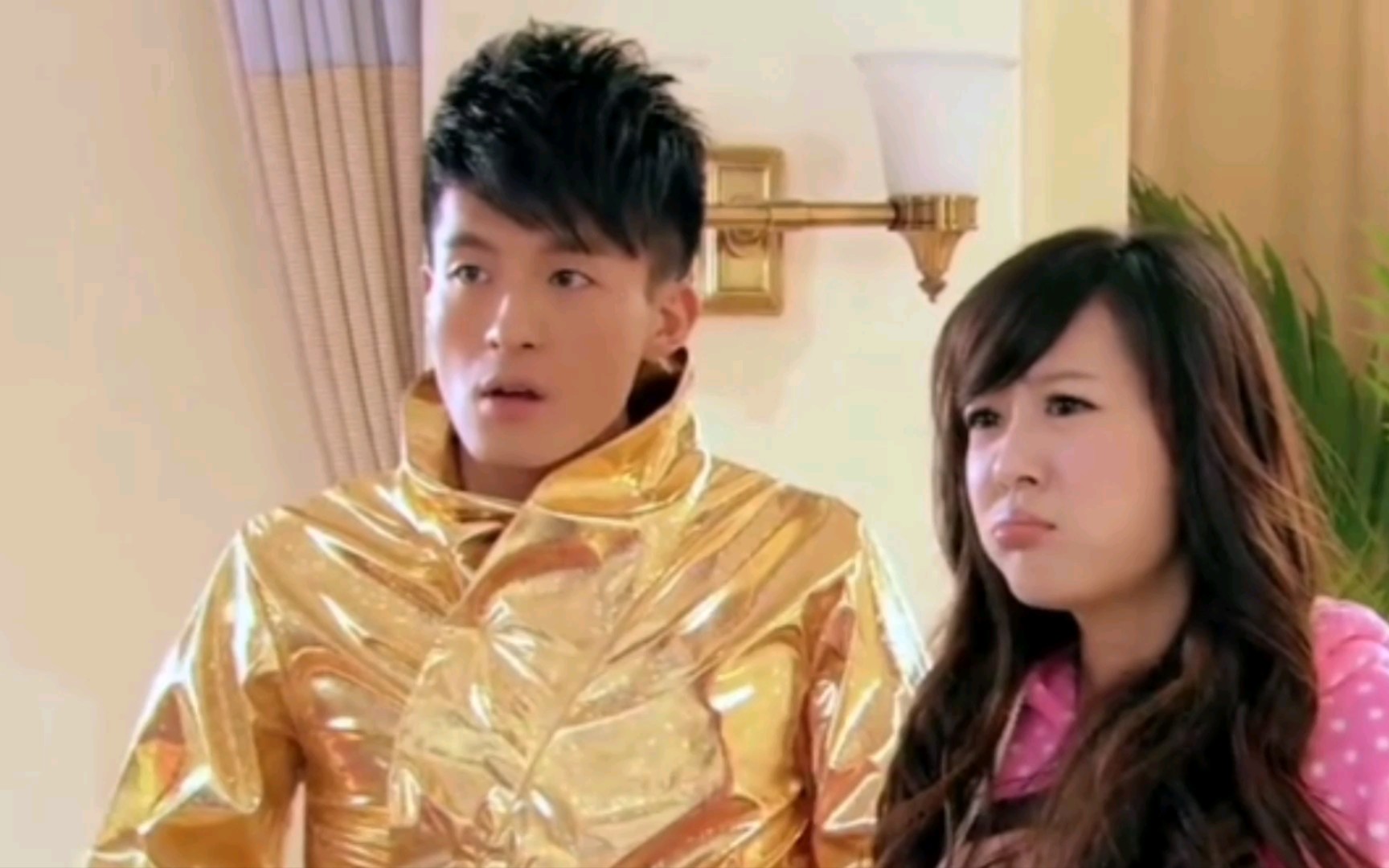 冰箱:造孽啊~吕子乔脑回路急转弯,把只能冰箱整死机了