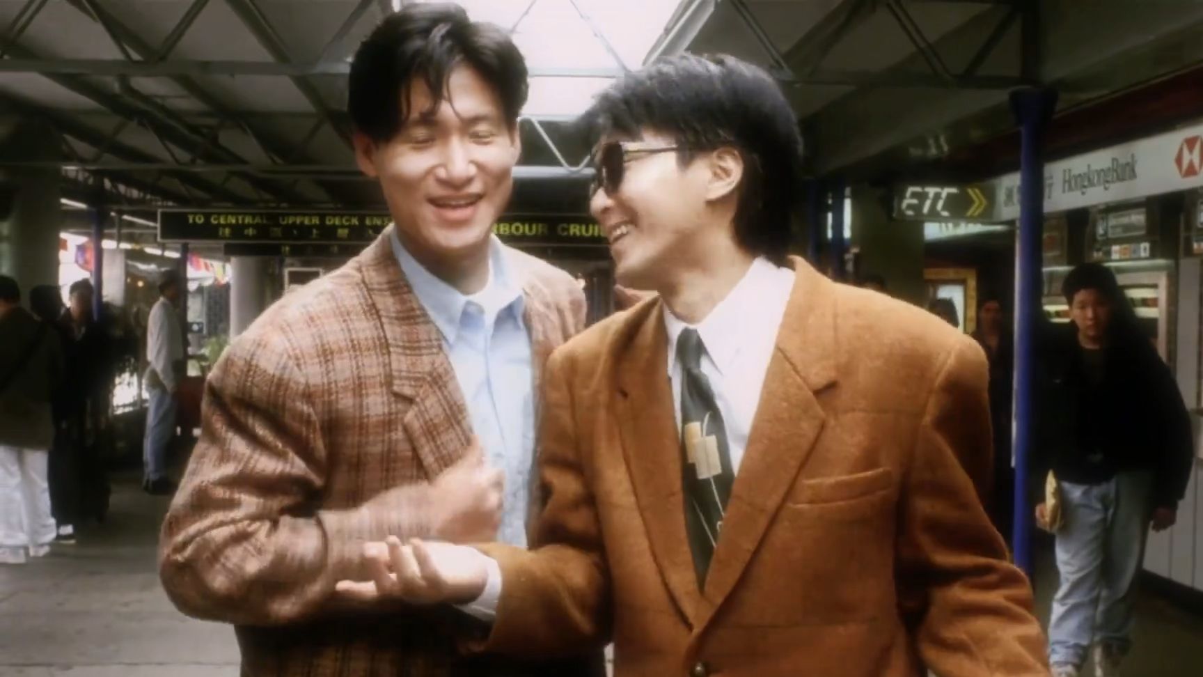 真的很喜欢周星驰的这种结尾,这又是谁的青春呢?