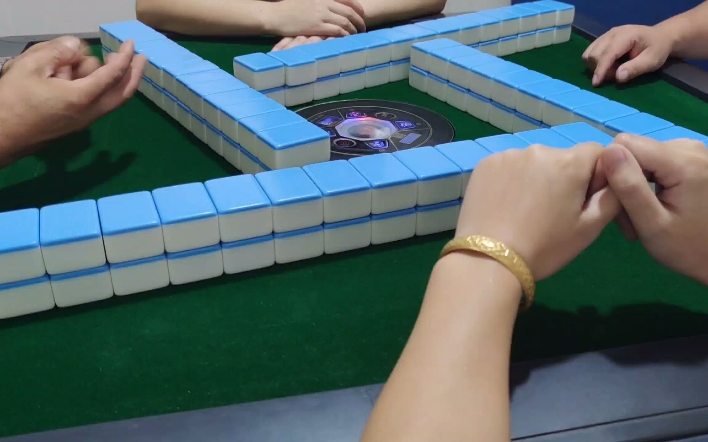 四川麻将:功夫不负有心人!终于自摸小七对啦?