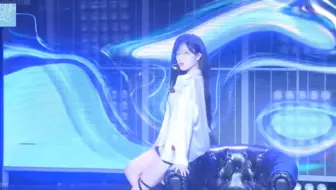 柏欣妤无框眼镜白衬衫跳关不掉，白猪你俩是亲上了吧