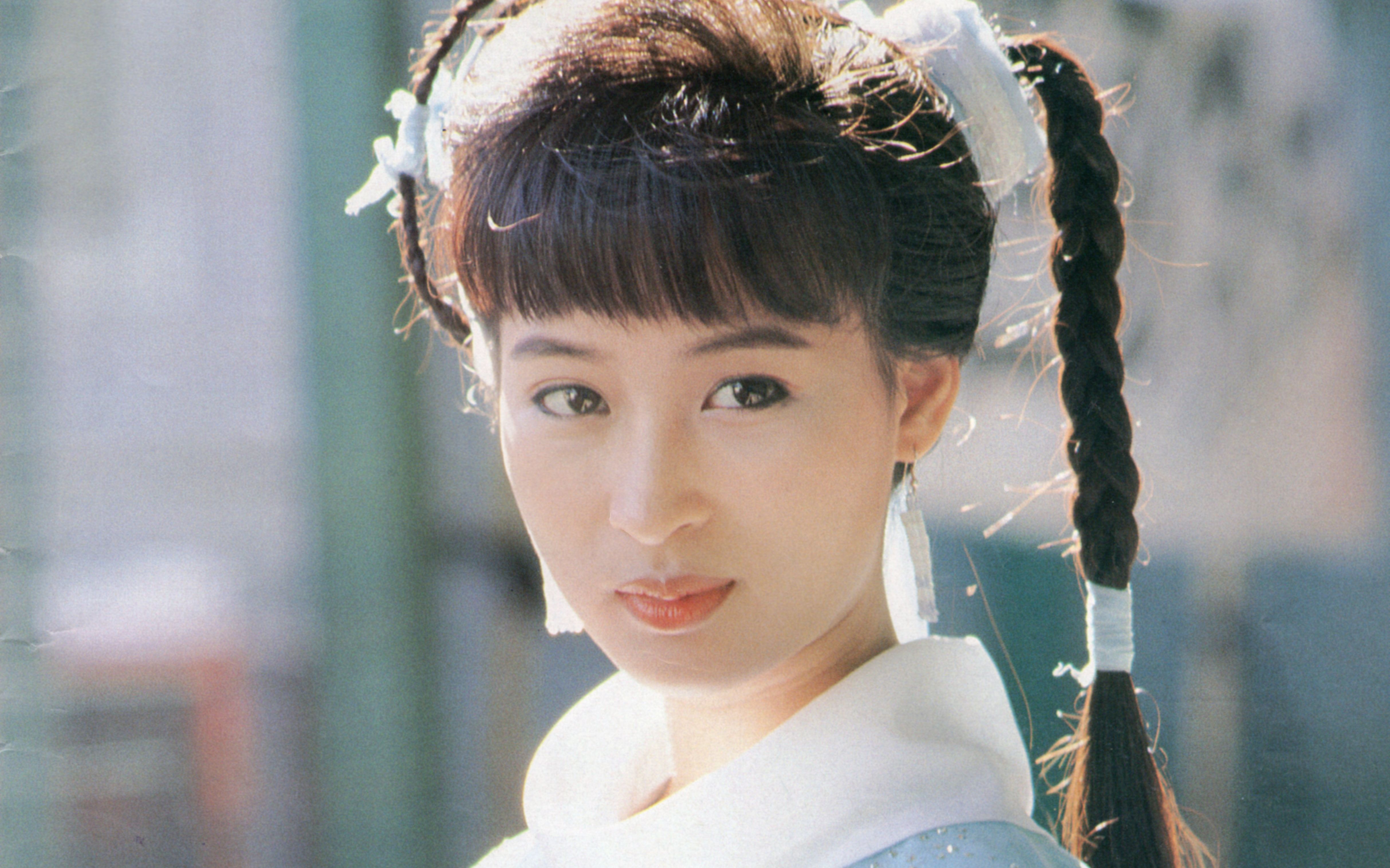 云飞想跟菁菁去杀凌居正