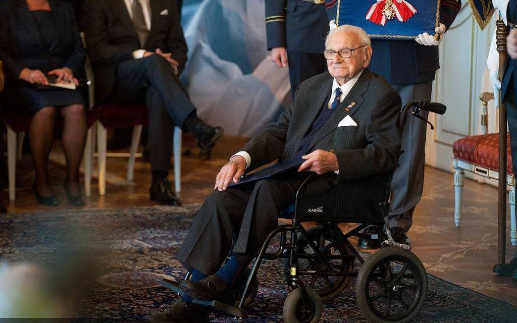 英国版辛德勒尼古拉斯温顿帮699位犹太儿童躲过纳粹屠杀50年后重逢