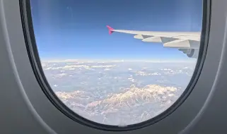 Descargar video: 卡塔尔航空 A380-800 英国伦敦 飞往 卡塔尔多哈“全程飞行”