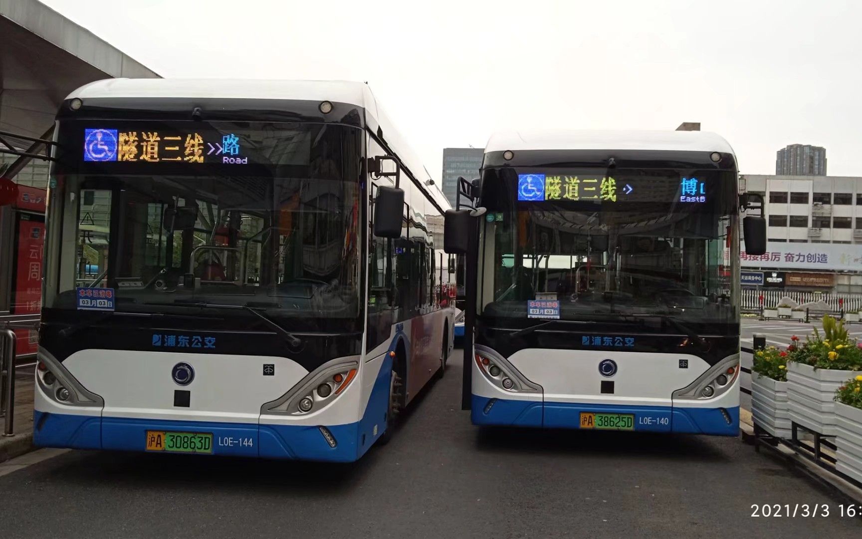 上海公交隧道三线上海火车站南广场博山东路龙居路前方展望pov