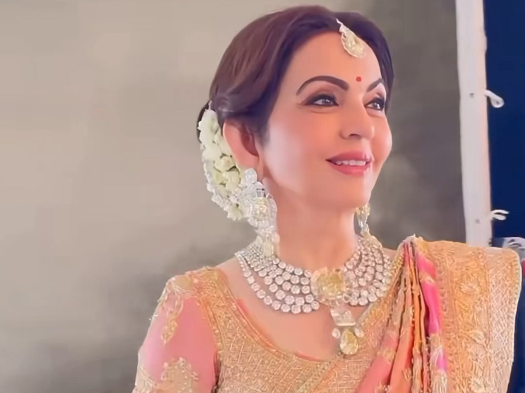 印度首富太太的黄钻套装,我冰糖都不敢买这么大的!