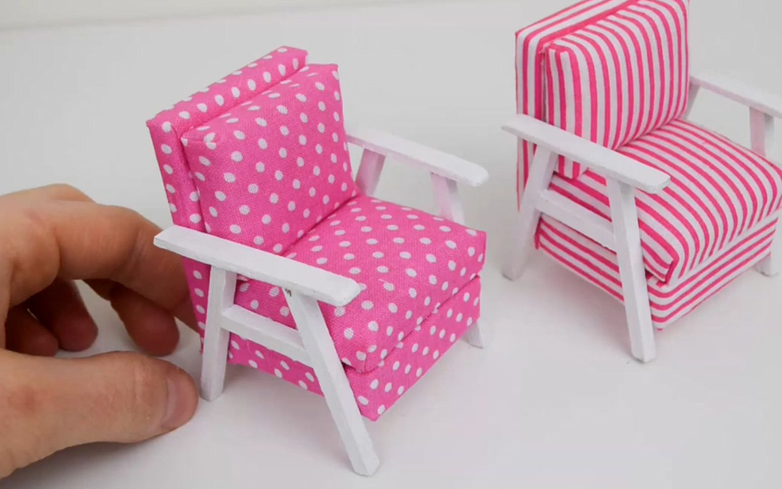 创意纸艺手工教程用硬纸壳做可爱的小沙发