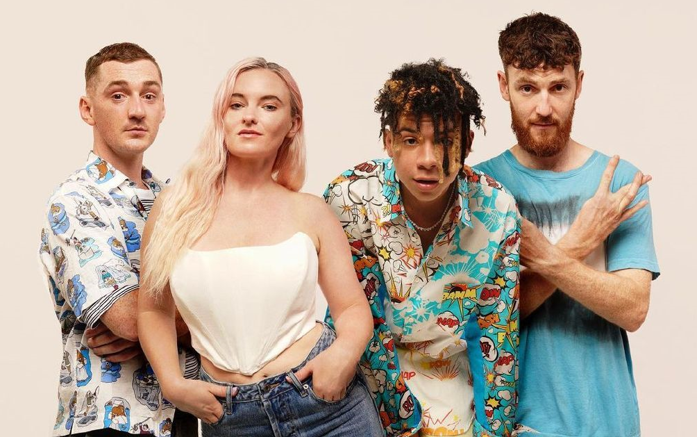 【拜年向】clean bandit大提琴手grace chatto向中国人民送上新春祝福