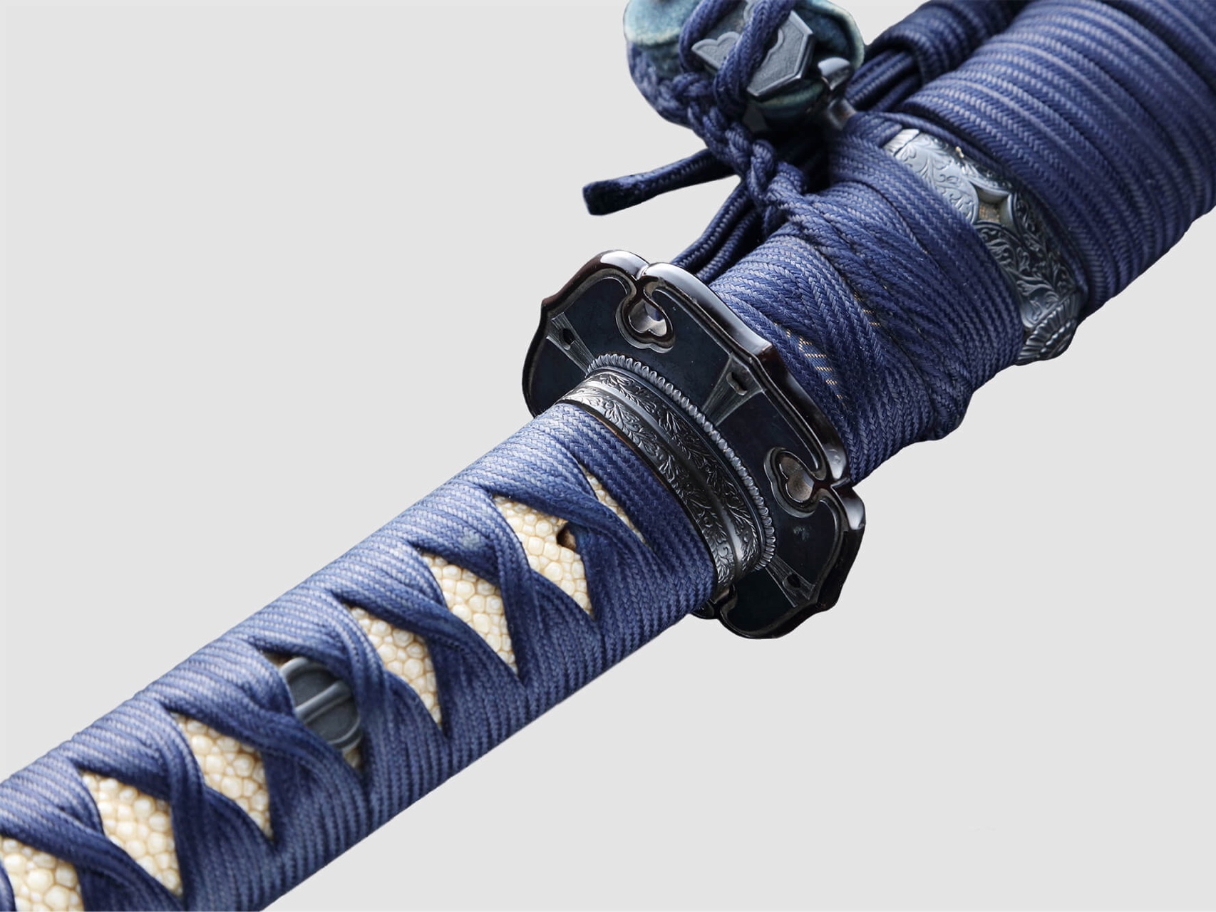 黒蝋色塗家紋描上鞘 肥後太刀拵