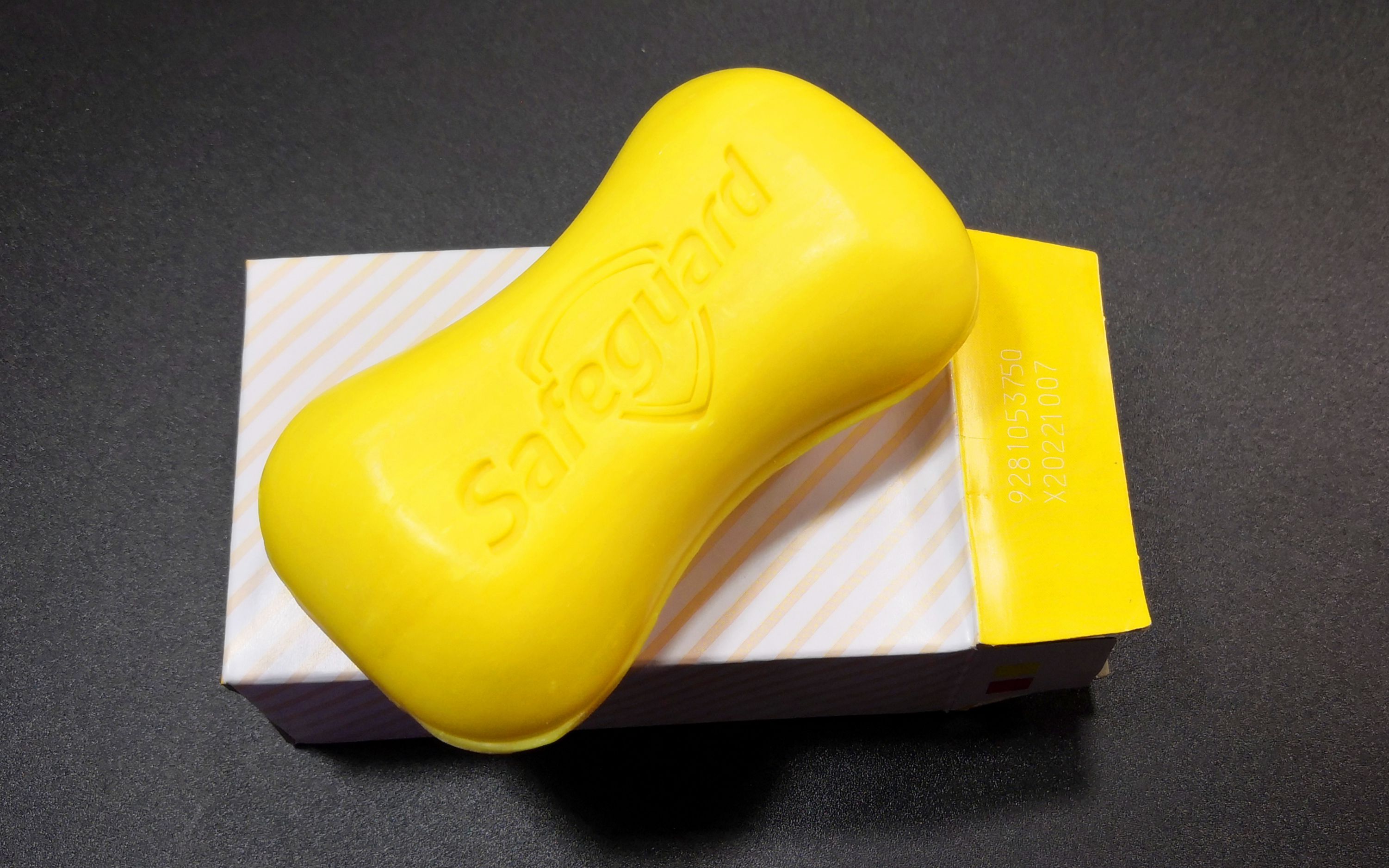 香皂纸盒用完千万别扔,这样改造一下,能帮老婆省下不少事,实用