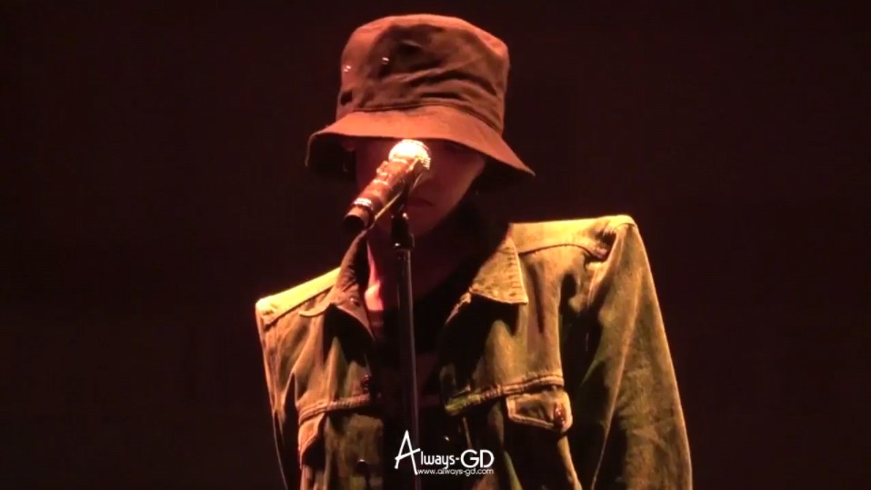 【权志龙高清饭拍】哥哥我要溺死在你温柔的歌声里 170531《if you》